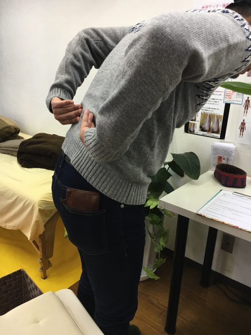 ぎっくり腰の痛みの原因と治療方法_ストレッチ_ぎっくり腰治療で有名な整体院