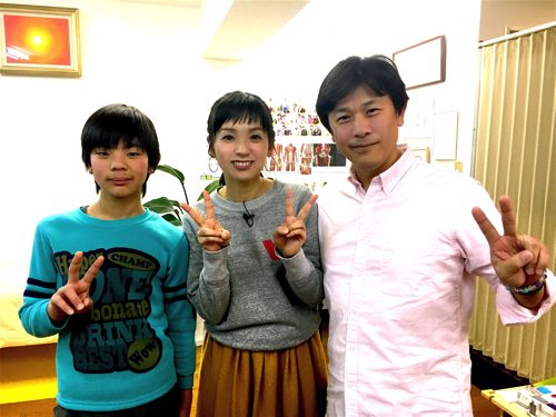 広島ホームテレビ_Jステーション-カラダ健康塾_肩こり解消ストレッチ2